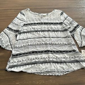New Mudd top size 12*